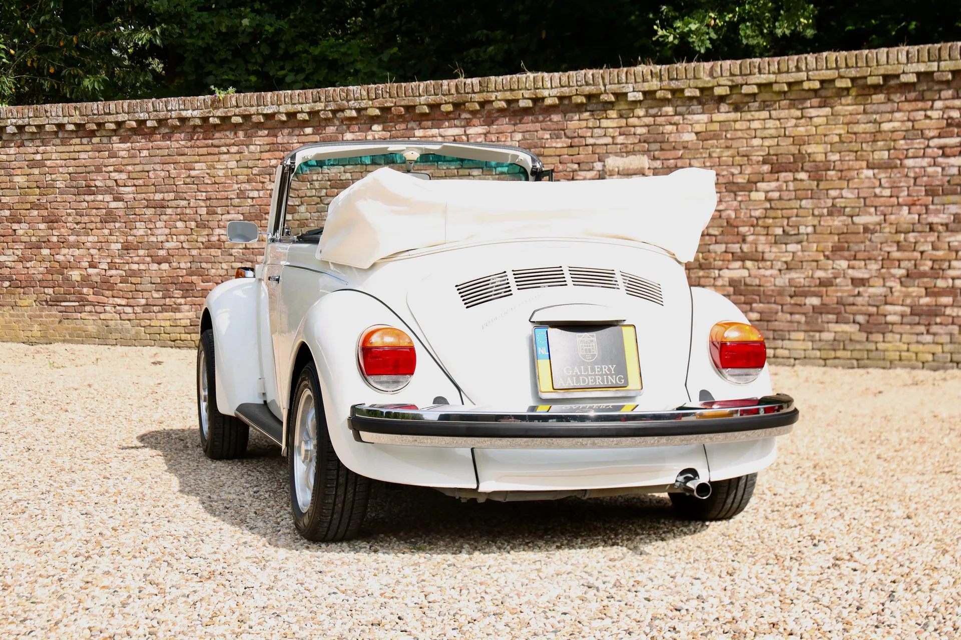 1977 Volkswagen 1303 Cabriolet Champagne Edition, 24/30