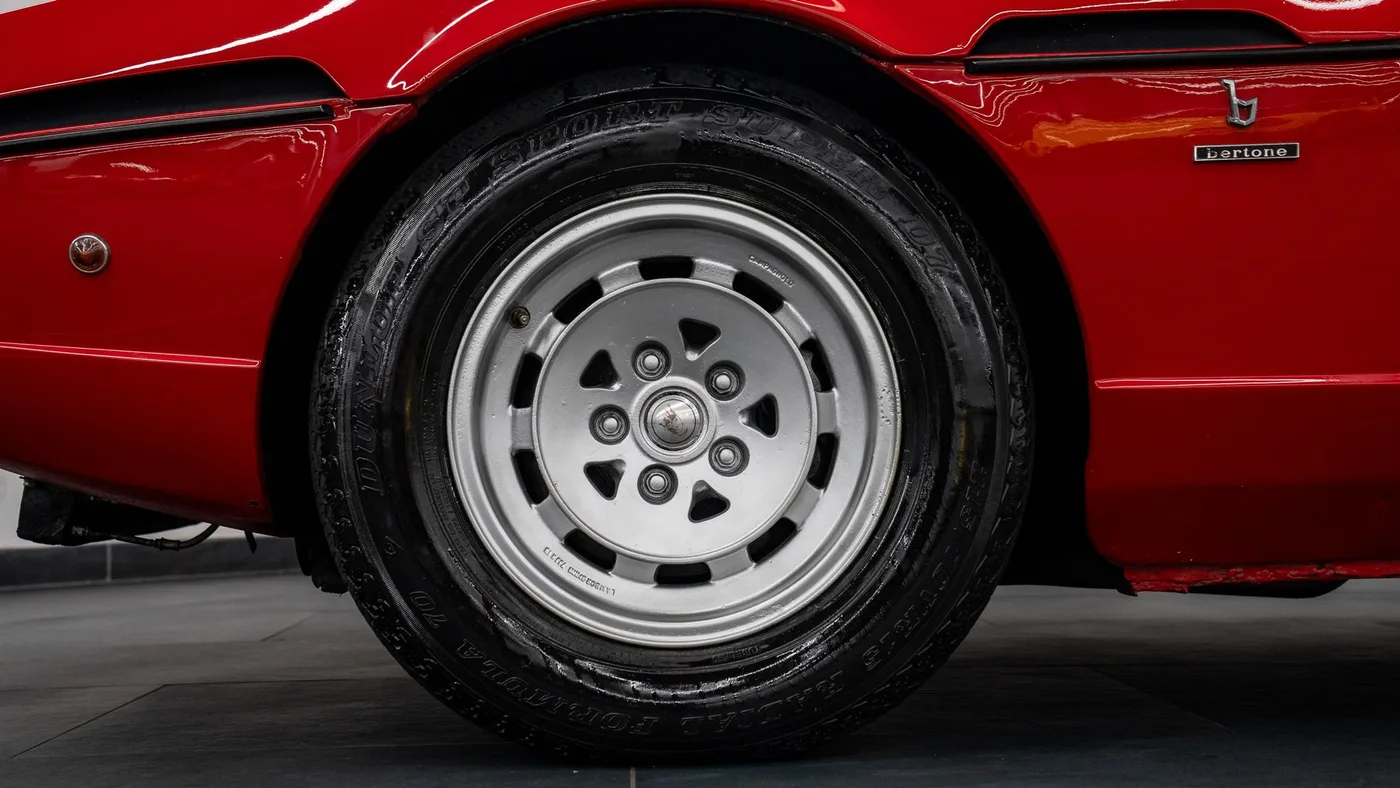 1978 Lamborghini Espada Series III angeboten von einem Fachhändler in Swadlincote, Vereinigtes Königreich, Foto 11 von 15