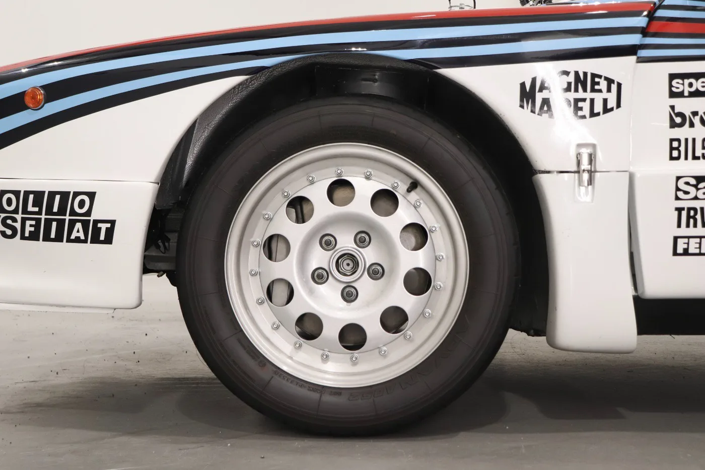 1978 Lancia Beta Montecarlo offered by a specialist dealer in Lucca, Italy, photo 7 of 25