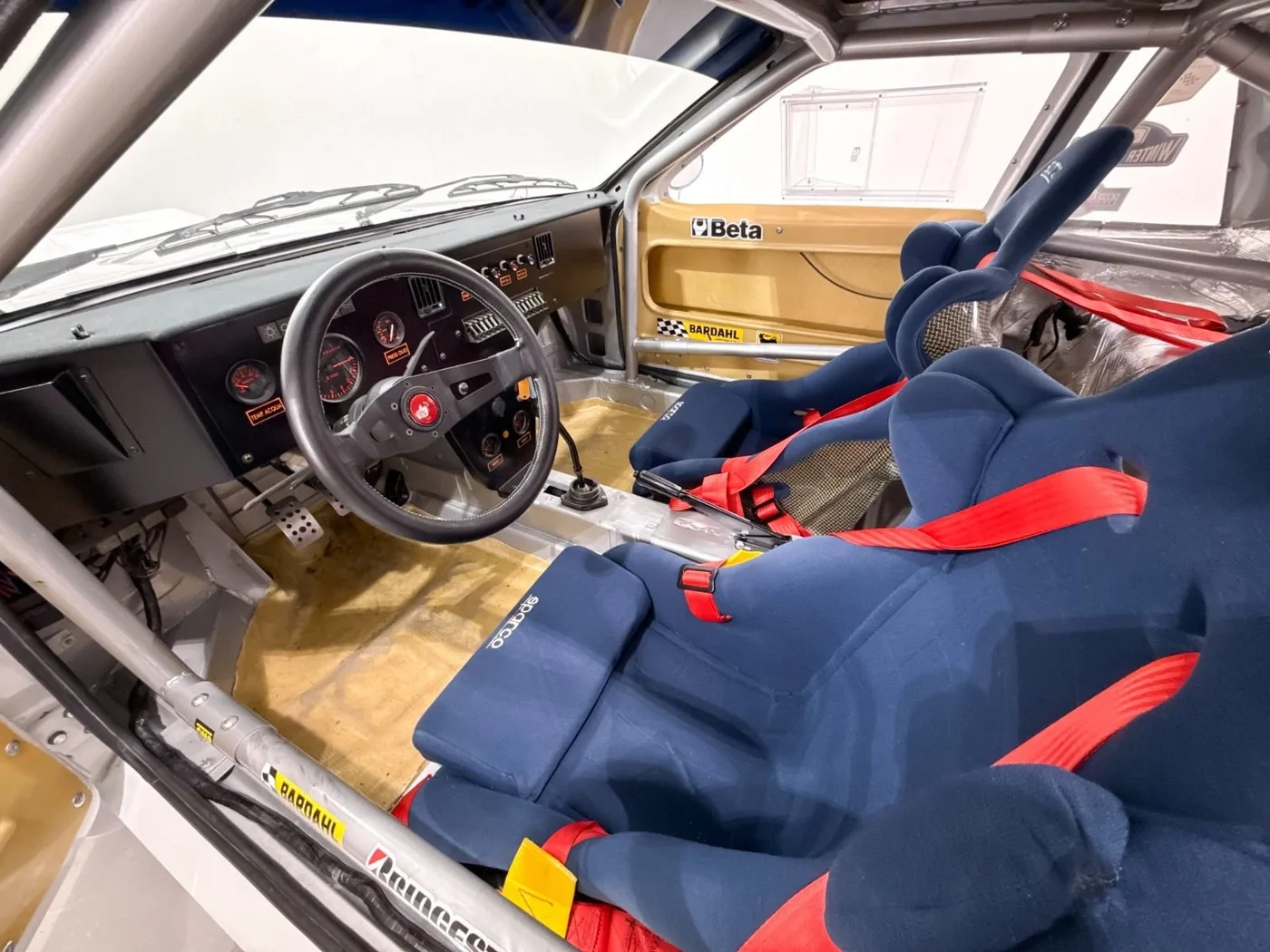 1978 Lancia Beta Montecarlo offered by a specialist dealer in Lucca, Italy, photo 11 of 25