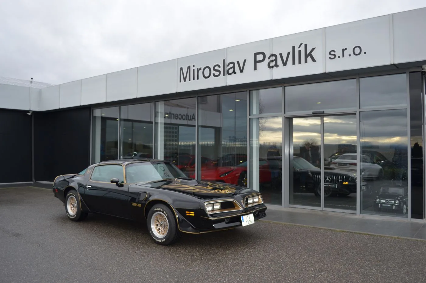 1978 Pontiac Firebird Trans Am angeboten von einem Fachhändler in Písek, Tschechien, Hauptfoto