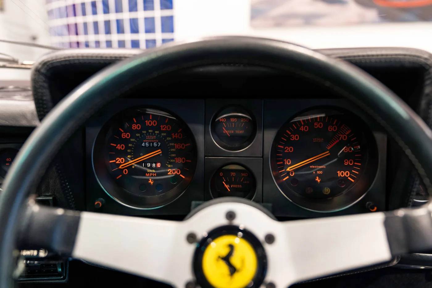 1979 Ferrari 512 BB angeboten von einem Oldtimerspezialisten in London, Vereinigtes Königreich, Foto 15 von 17