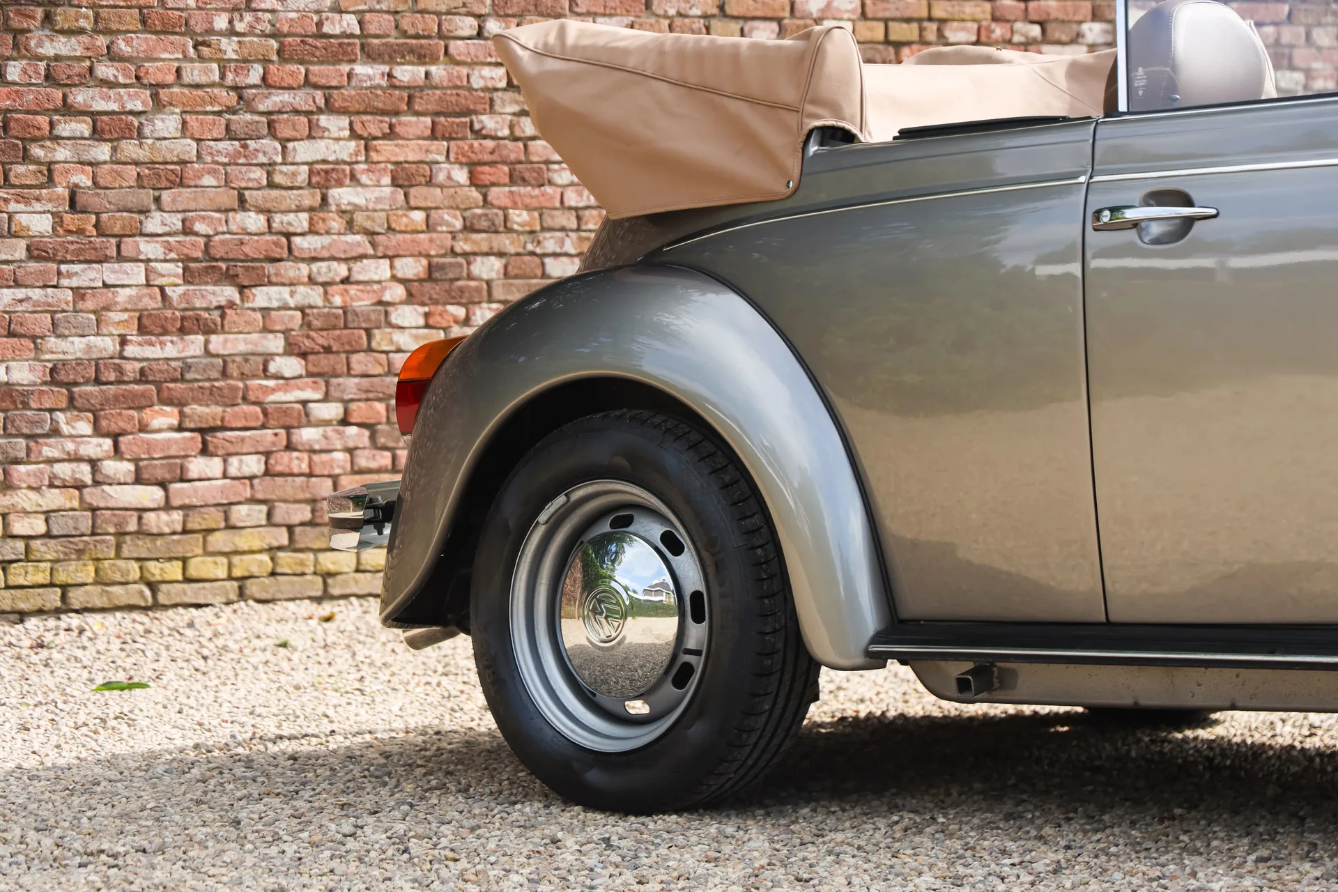 1979 Volkswagen 1303 Cabriolet, 24/30