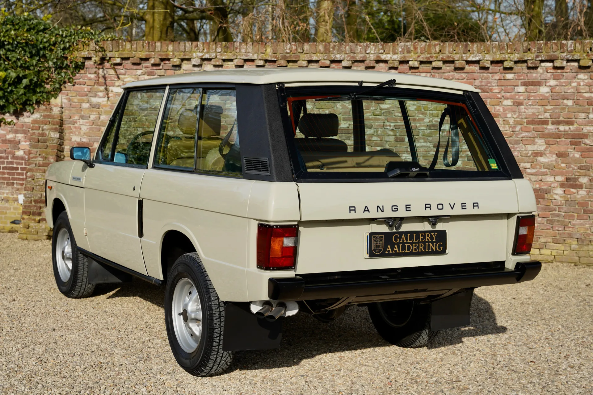 1980 Land Rover Range Rover Classic 3.5 V8, 29/30