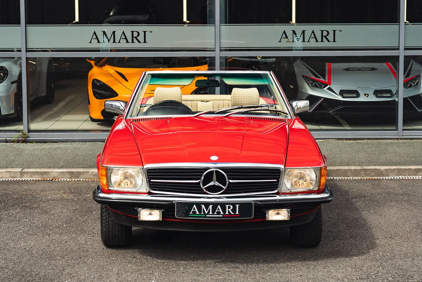 1980 Mercedes-Benz 380 SL proposée par un spécialiste de la supercar à Preston, Royaume-Uni, photo 7 sur 25