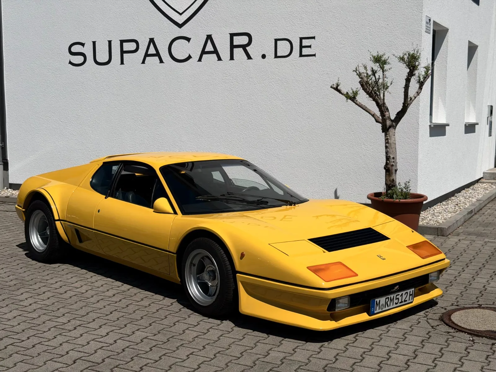 1981 Ferrari 512 BB angeboten von einem Fachhändler in Kranzberg, Deutschland, Hauptfoto