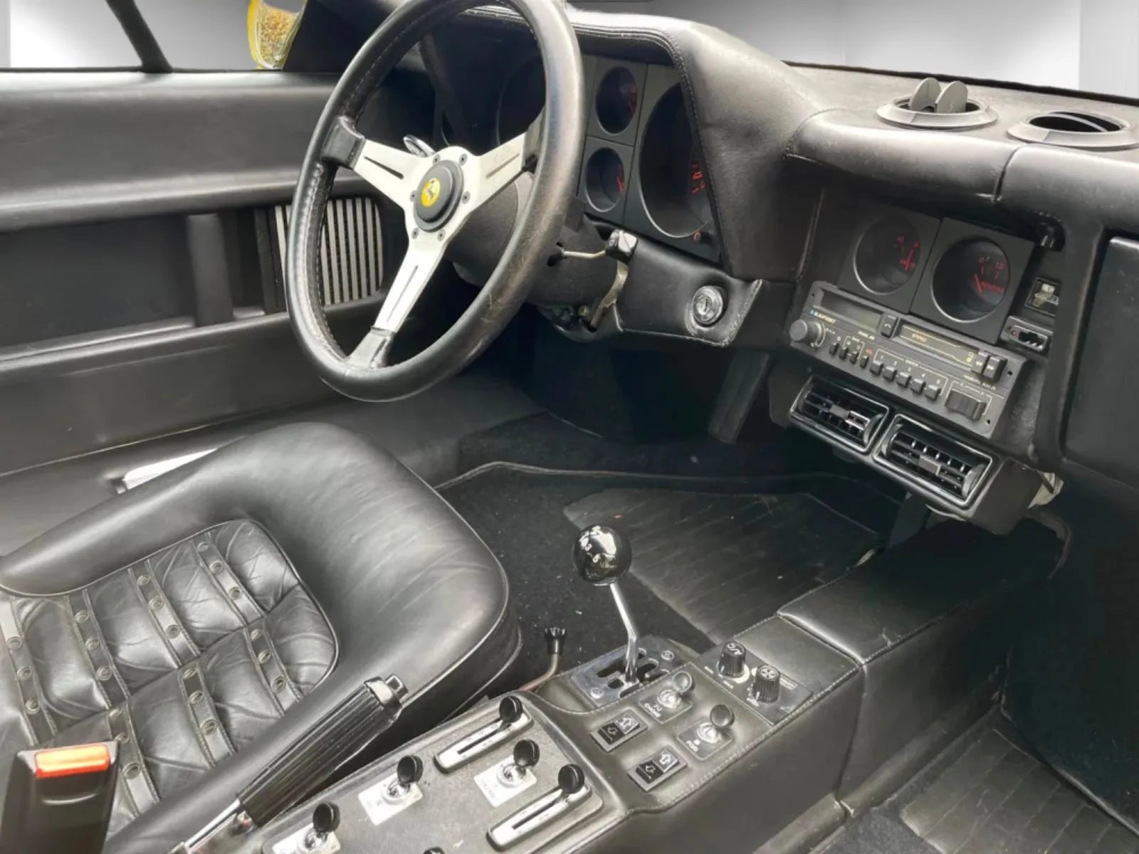 1981 Ferrari 512 BB, 11/13