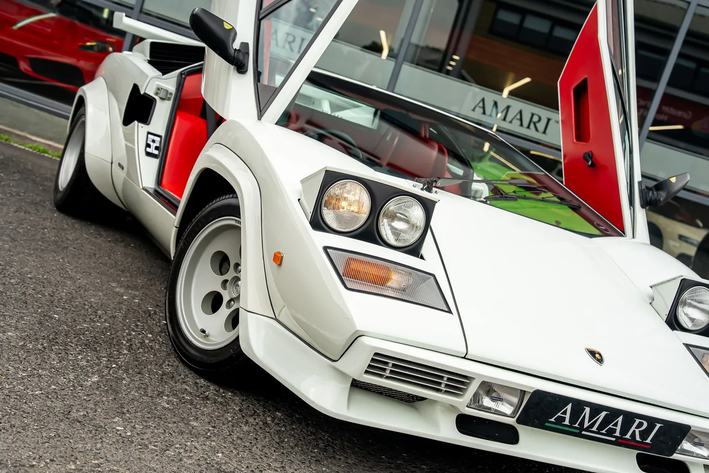 1981 Lamborghini Countach LP400 S angeboten von einem Supersportwagenhändler in Preston, Vereinigtes Königreich, Foto 12 von 25