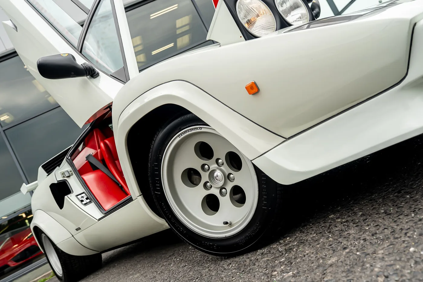1981 Lamborghini Countach LP400 S angeboten von einem Supersportwagenhändler in Preston, Vereinigtes Königreich, Foto 17 von 25