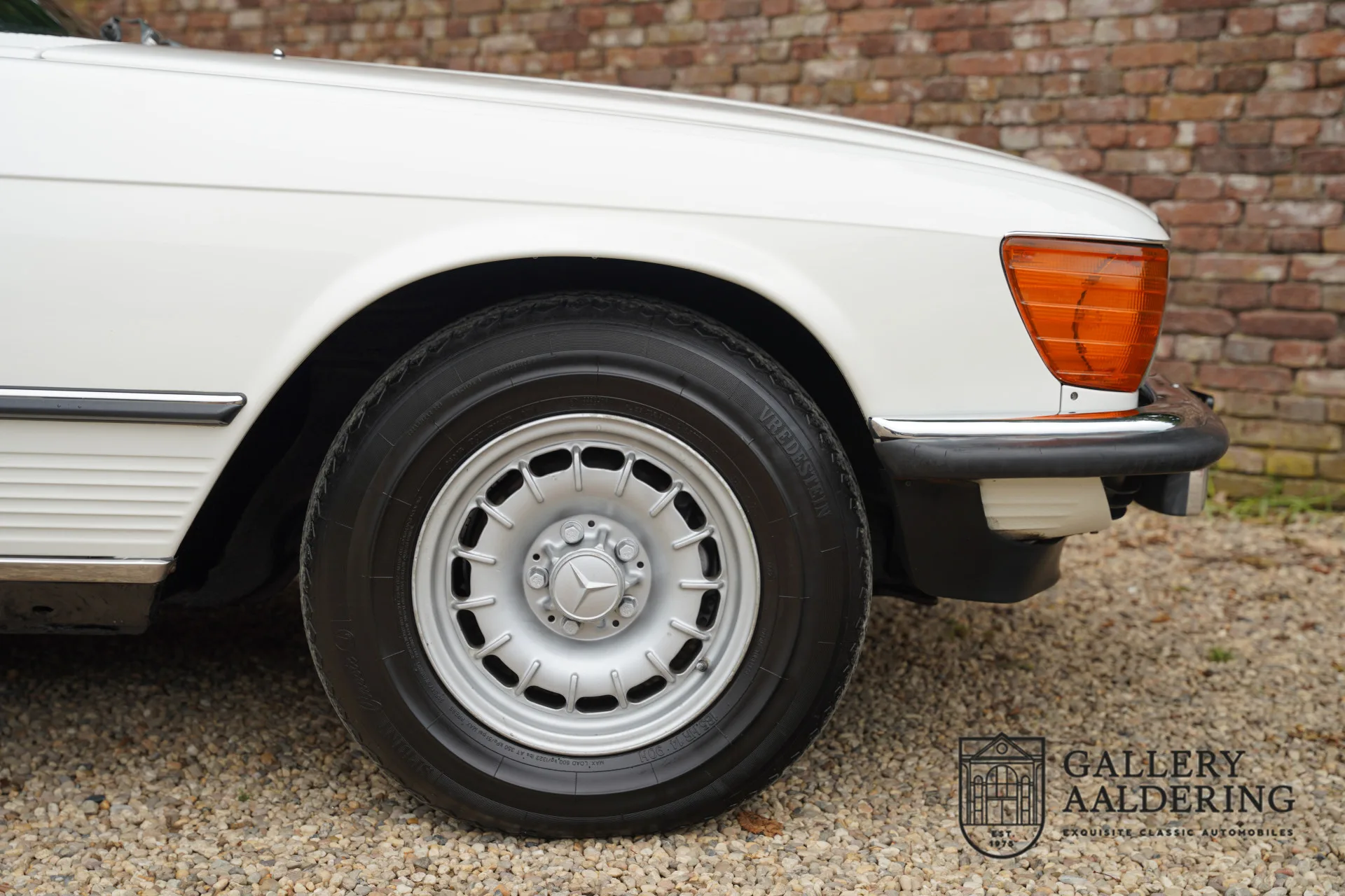 1981 Mercedes-Benz SL 280, 25/30