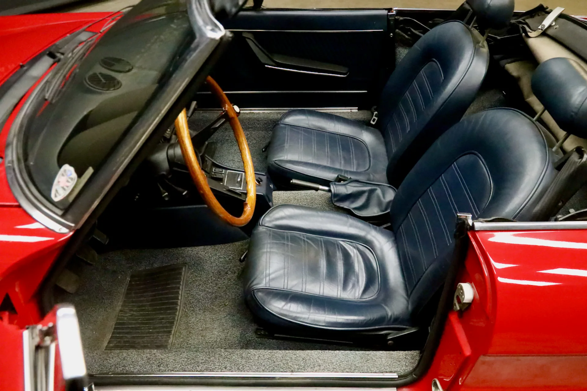 1982 Alfa Romeo Spider 2000 Veloce, 3/30