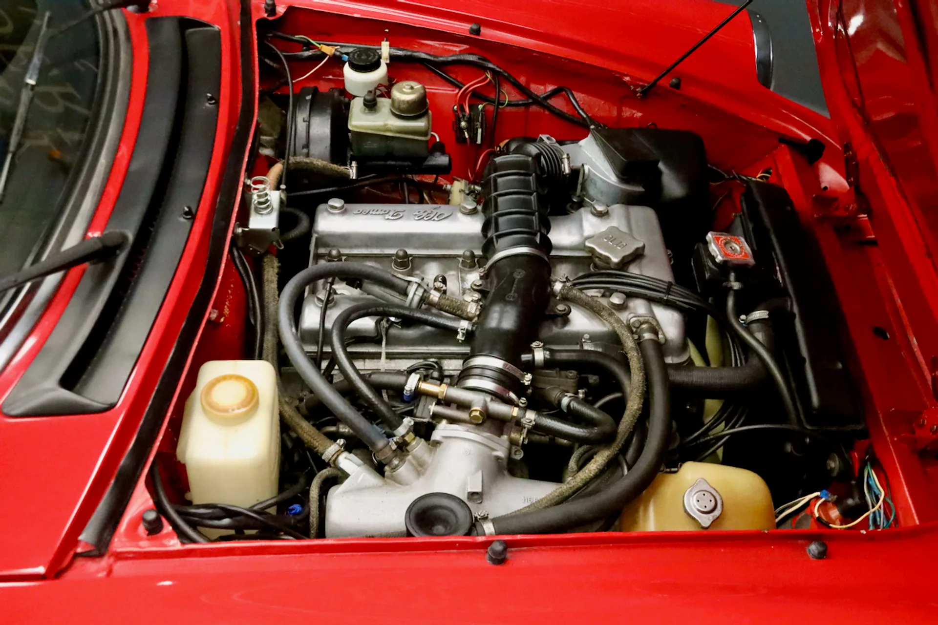 1982 Alfa Romeo Spider 2000 Veloce, 4/30