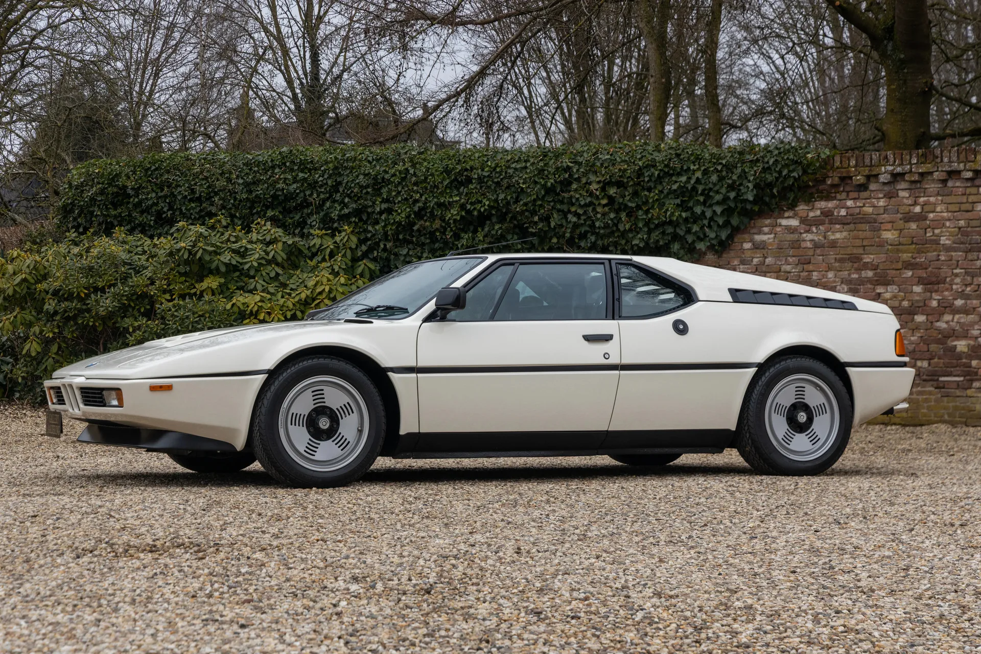 1982 BMW M1, 27/30