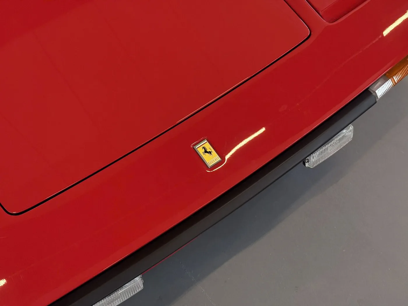 1982 Ferrari 208 GTS offered by a specialist dealer in Lucca, Italy, photo 16 of 25