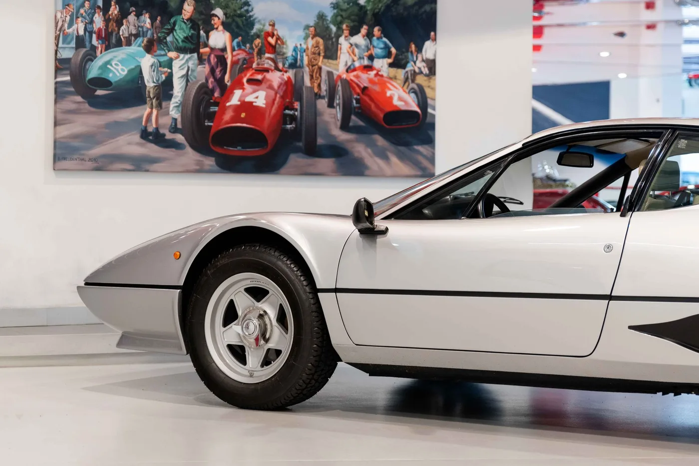 1982 Ferrari 512 BBi angeboten von einem Oldtimerspezialisten in London, Vereinigtes Königreich, Foto 8 von 16