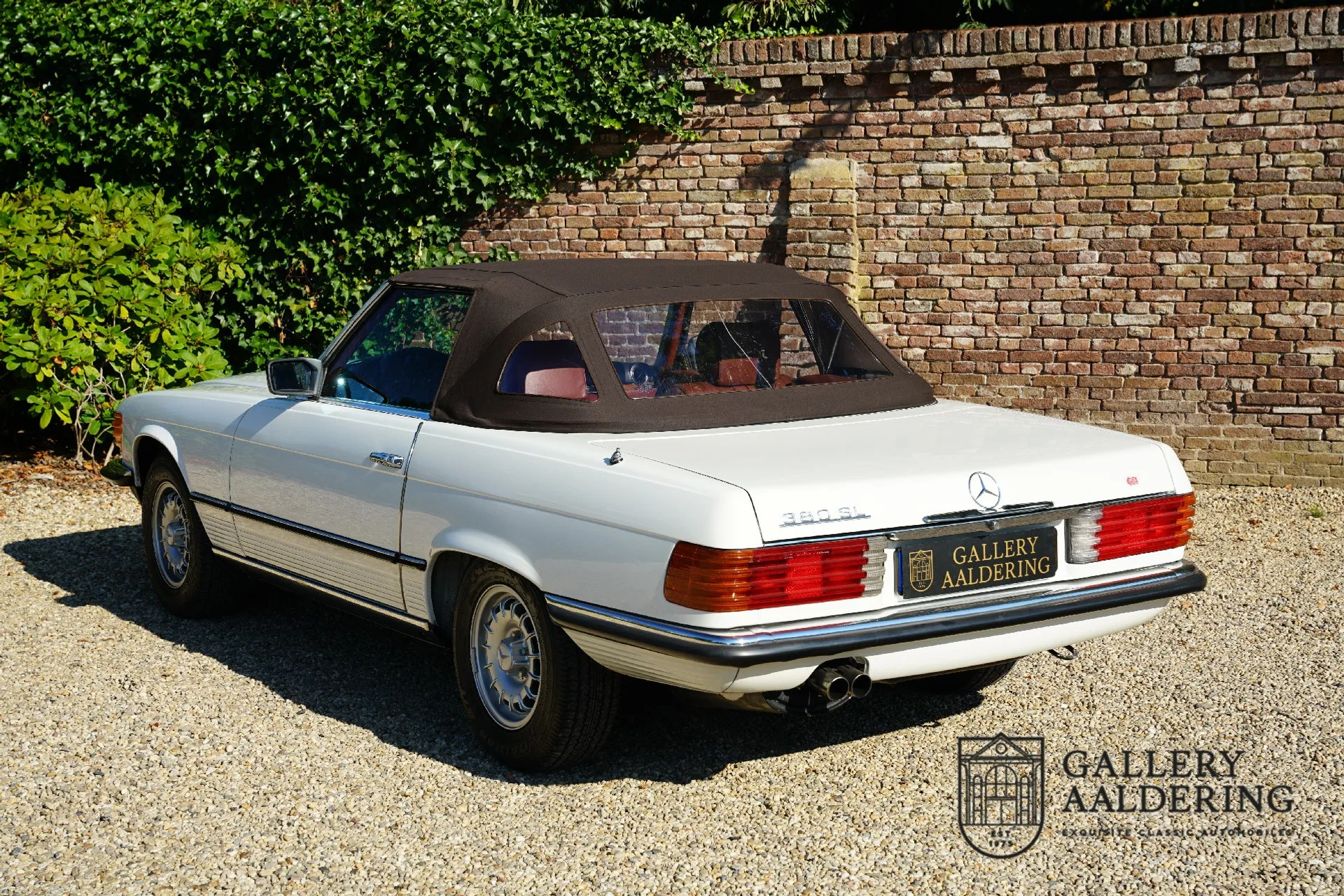 1982 Mercedes-Benz 380 SL, 2/30