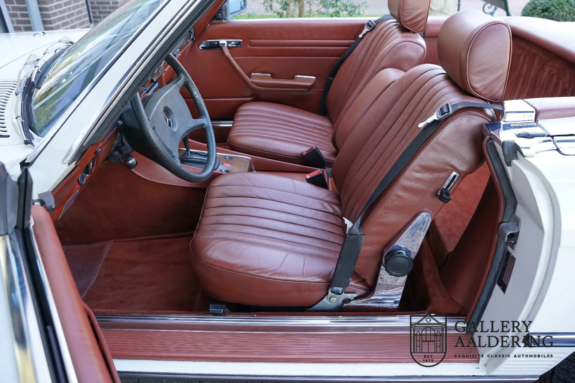 1982 Mercedes-Benz 380 SL, 4/30