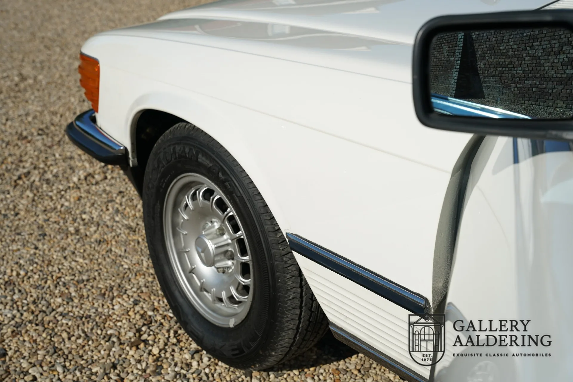 1982 Mercedes-Benz 380 SL, 16/30