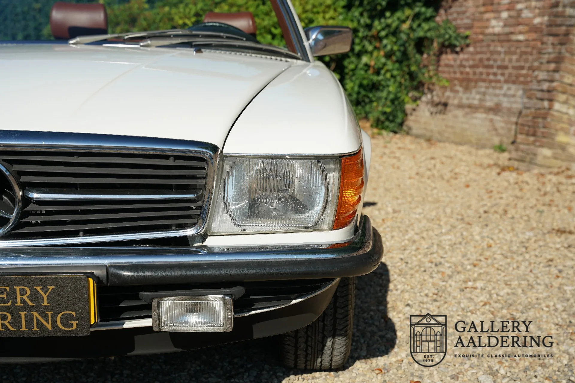 1982 Mercedes-Benz 380 SL, 23/30