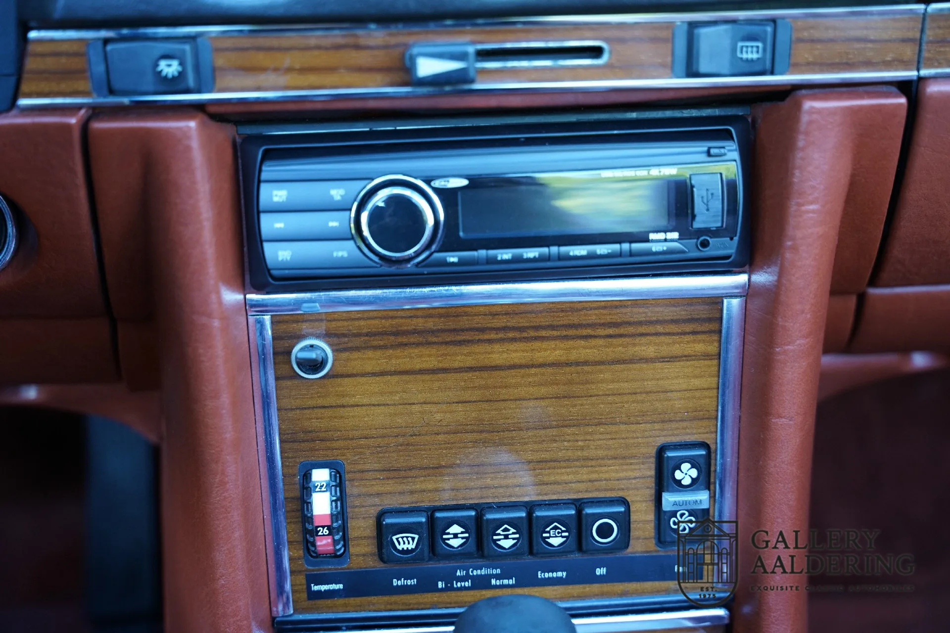 1982 Mercedes-Benz 380 SL, 24/30