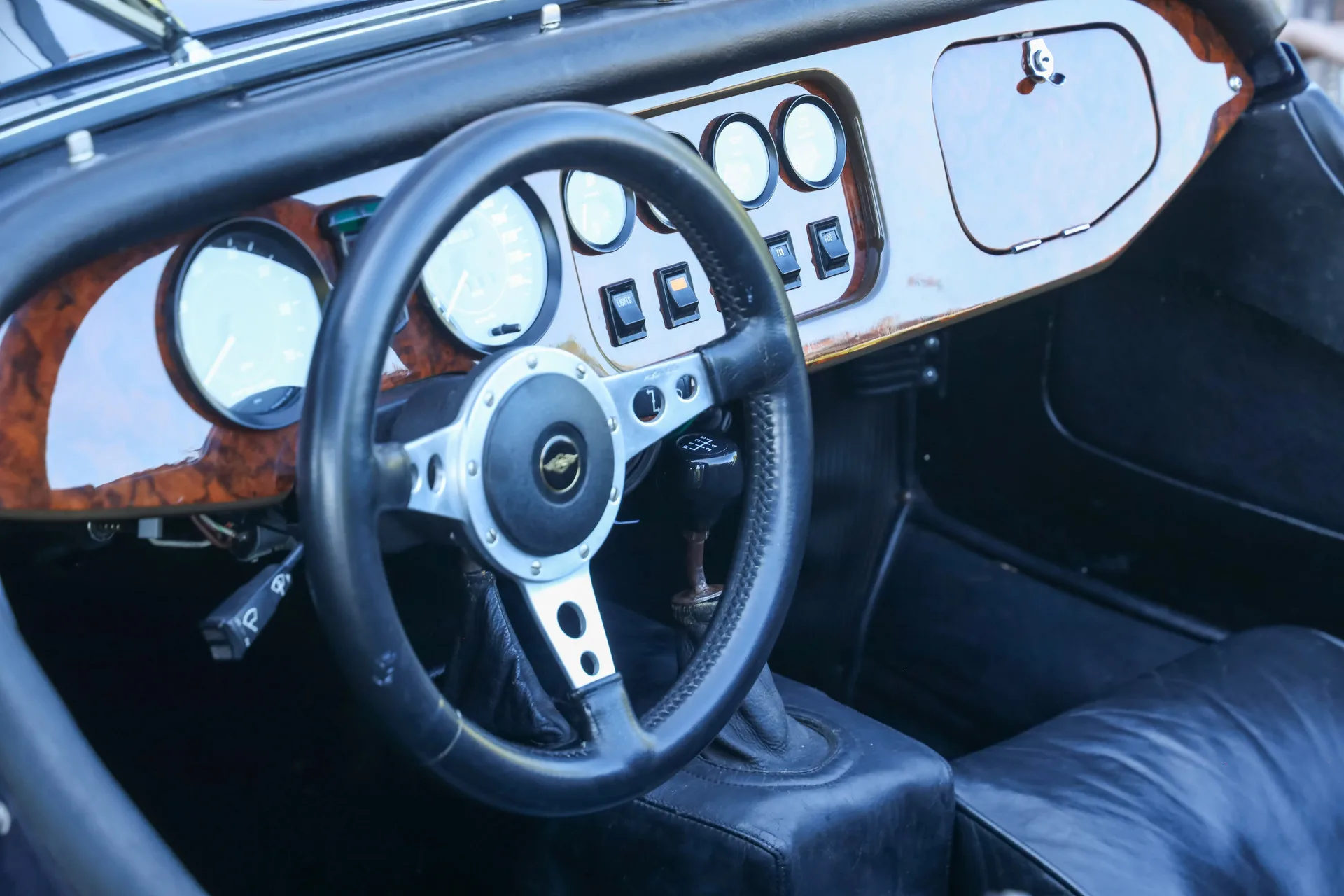 1982 Morgan Plus 8, 3/30