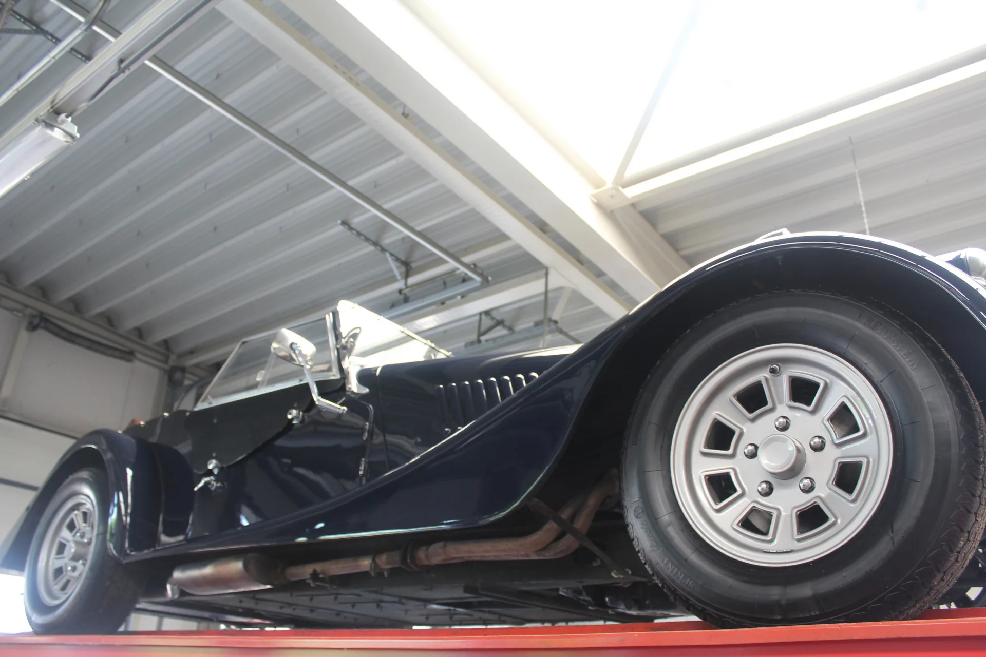 1982 Morgan Plus 8, 8/30