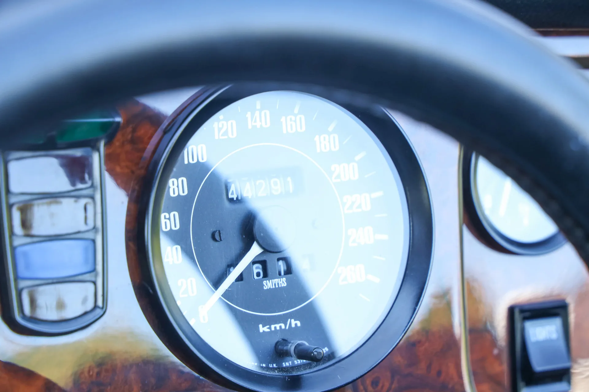 1982 Morgan Plus 8, 23/30
