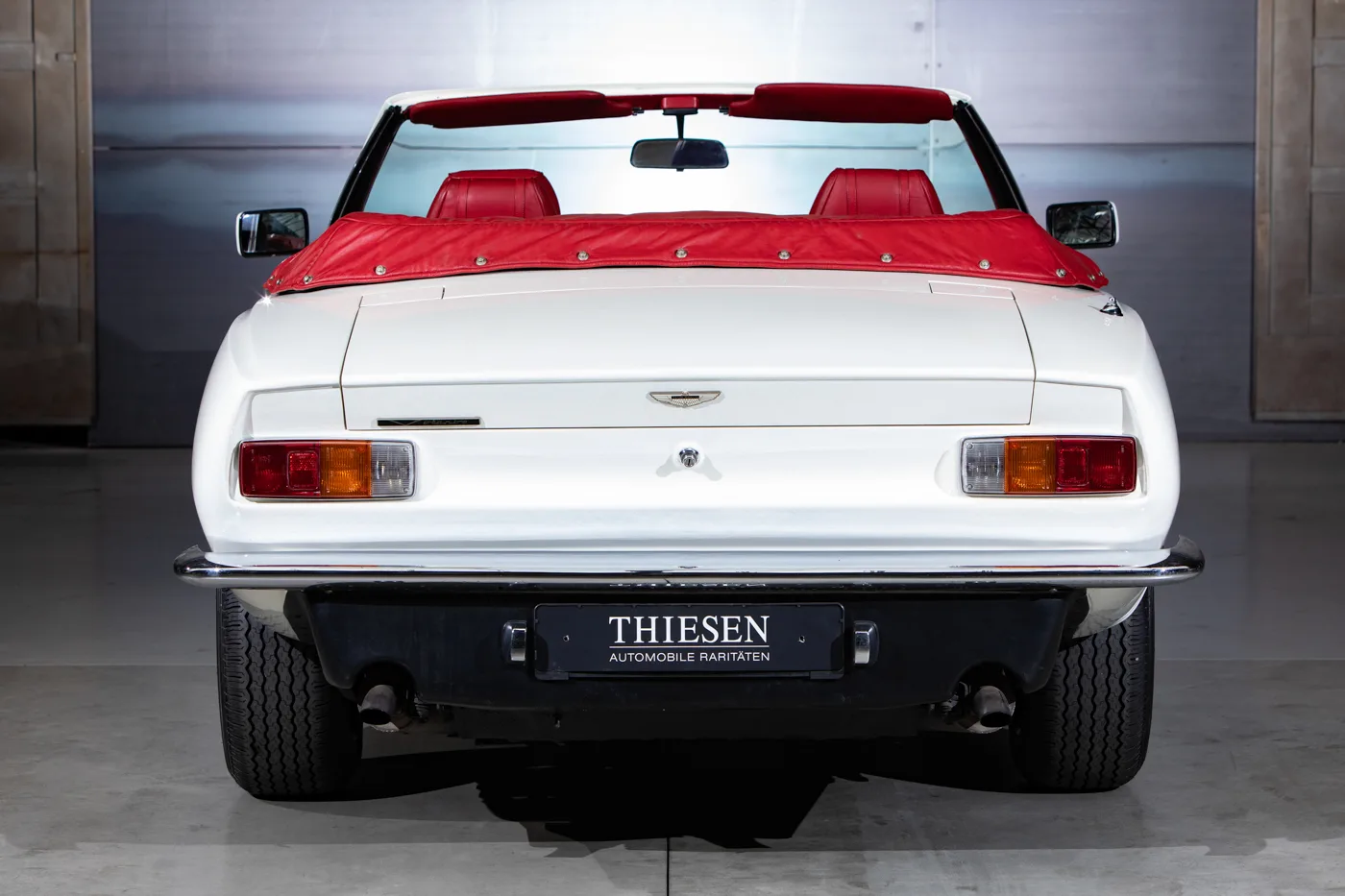 1983 Aston Martin V8 Volante Oscar India, 8/24