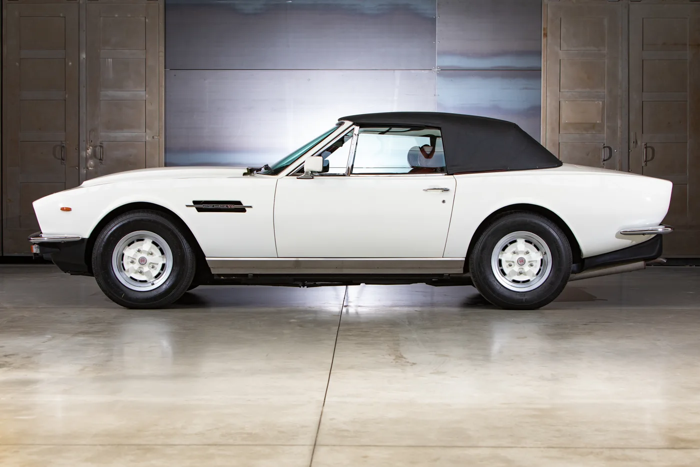 1983 Aston Martin V8 Volante Oscar India, 11/24