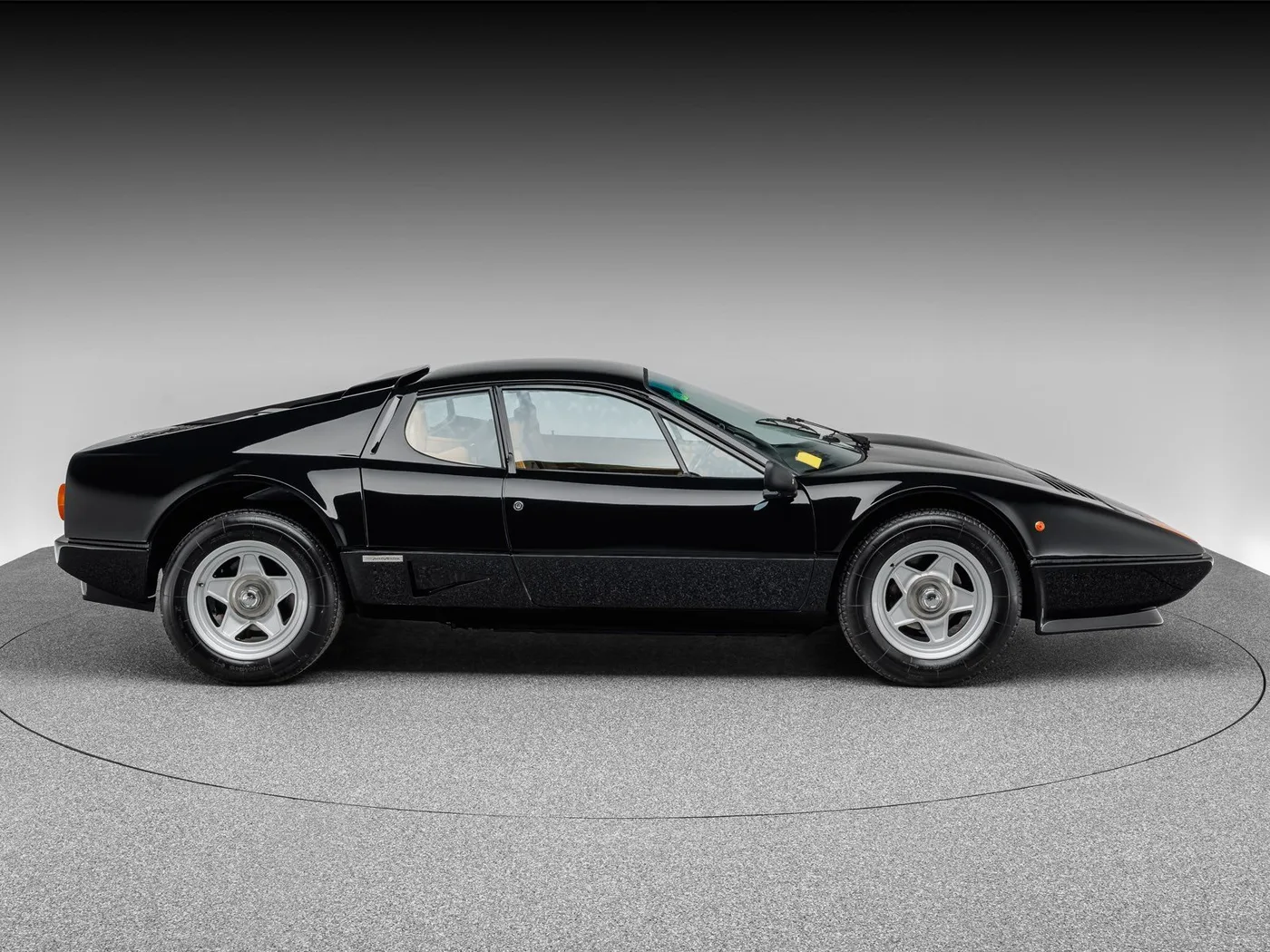 1983 Ferrari 512 BBi angeboten von einem Fachhändler in Böblingen, Deutschland, Foto 7 von 15