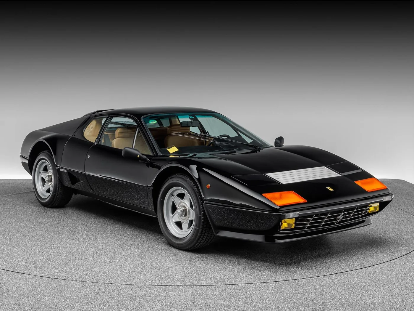 1983 Ferrari 512 BBi angeboten von einem Fachhändler in Böblingen, Deutschland, Foto 8 von 15