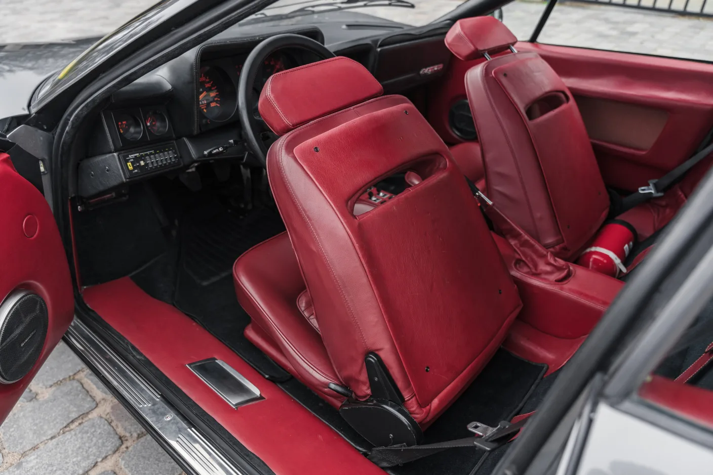 1983 Ferrari 512 BBi, 29/30