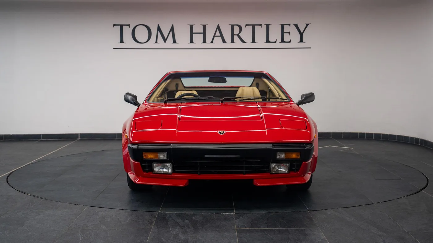1983 Lamborghini Jalpa P350 proposée par un concessionnaire spécialisé à Swadlincote, Royaume-Uni, photo 5 sur 15