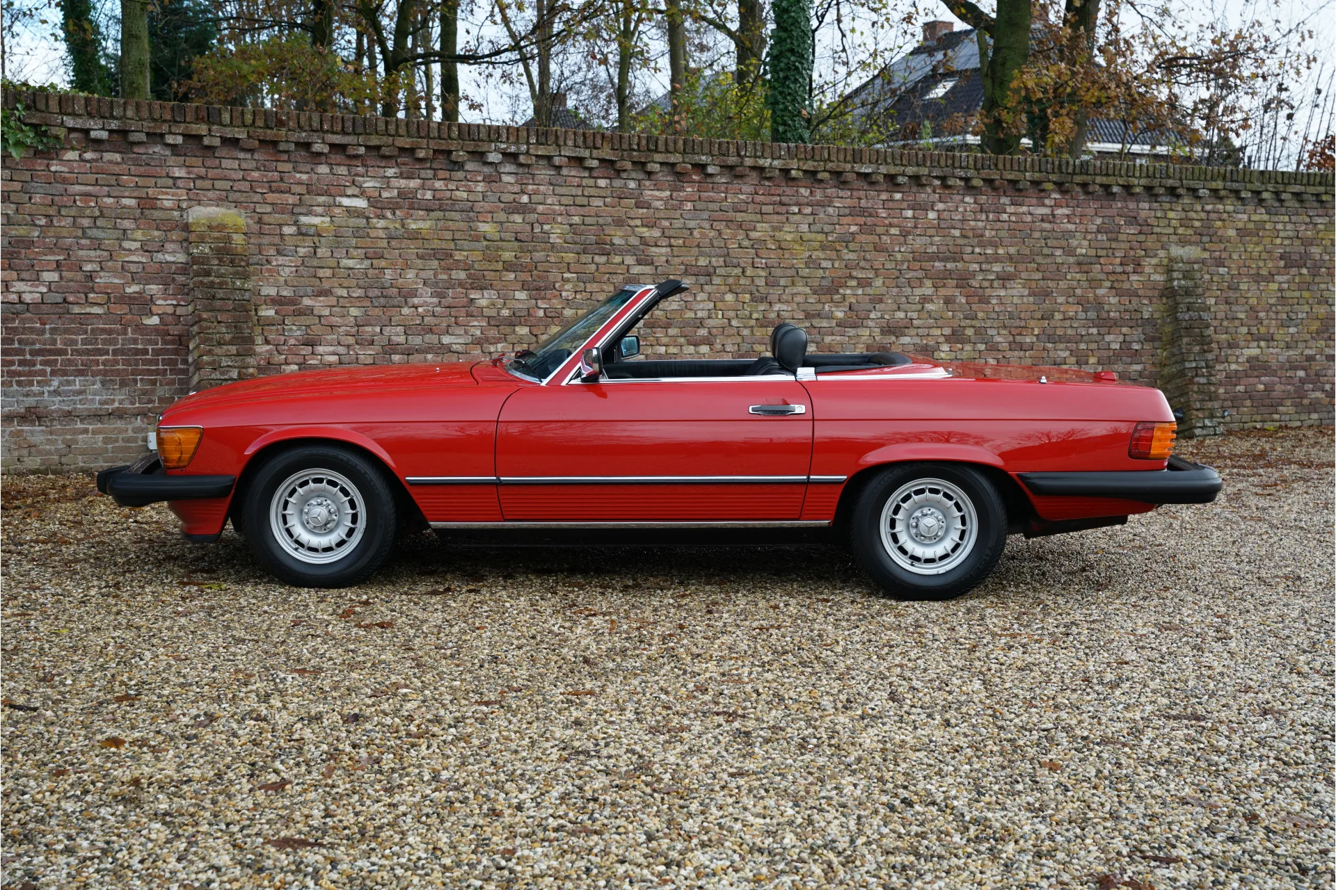 1983 Mercedes-Benz 500 SL, 17/30