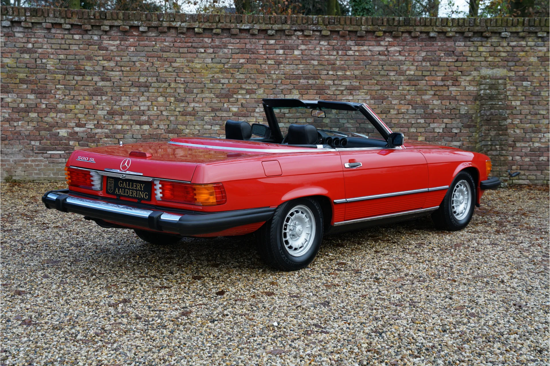 1983 Mercedes-Benz 500 SL, 26/30