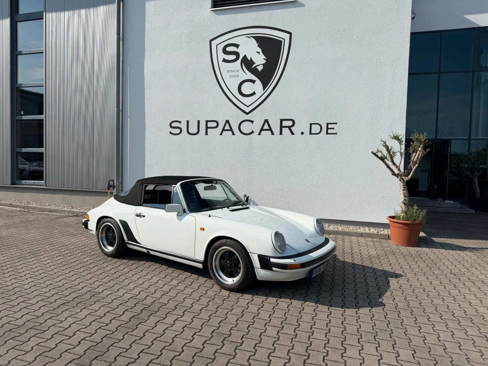 1983 Porsche 911 SC Cabriolet, 5/24