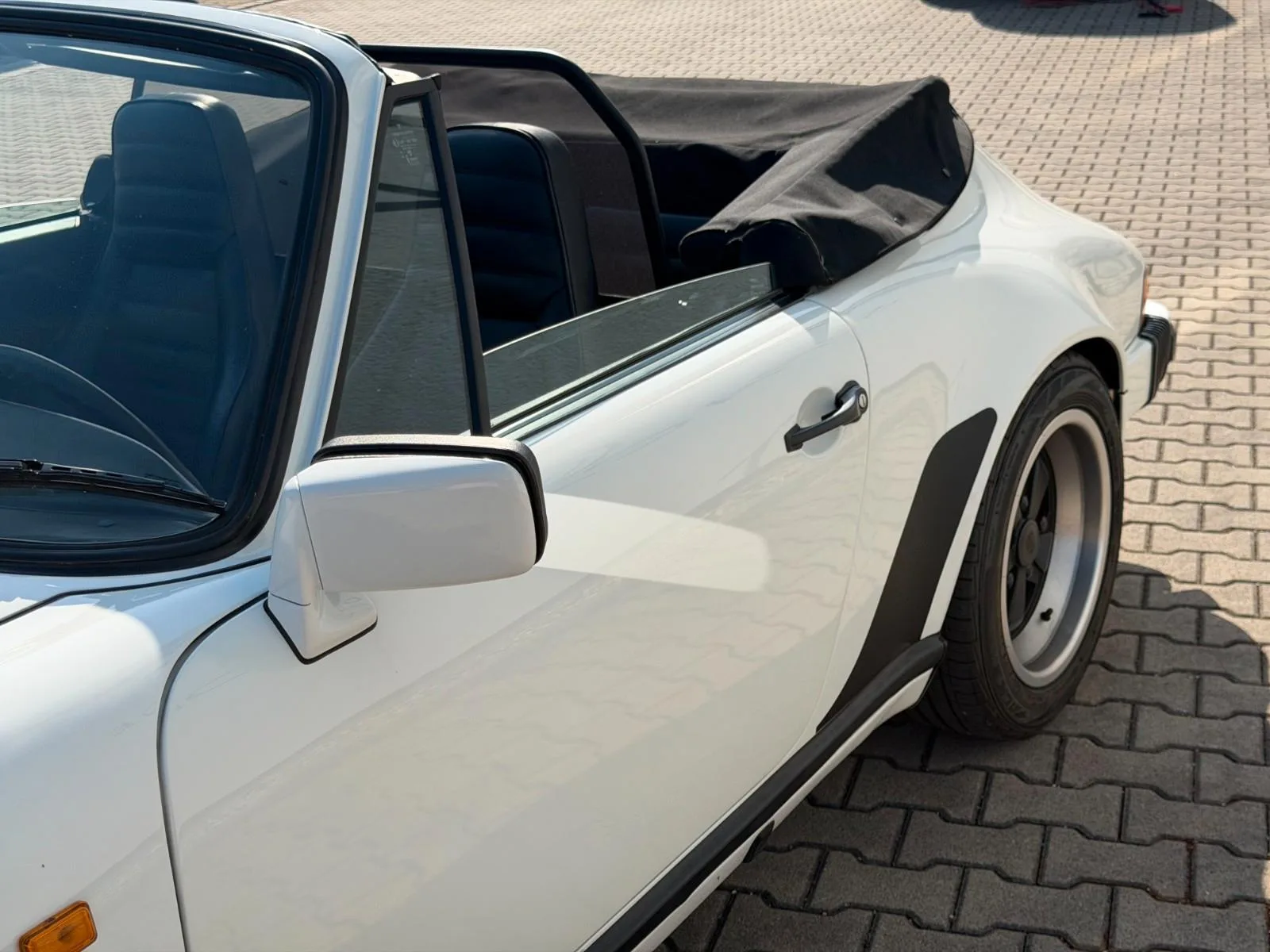 1983 Porsche 911 SC Cabriolet, 10/24