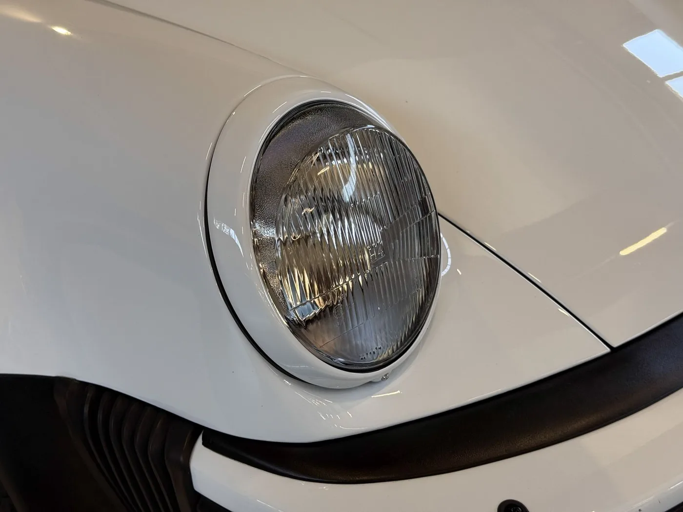 1983 Porsche 911 Turbo 3.3 proposée par un concessionnaire spécialisé à Lucca, Italie, photo 16 sur 25