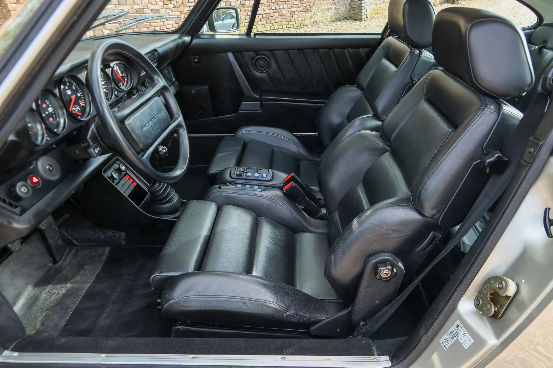 1983 Porsche 911 Turbo 3.3 (930), 11/30