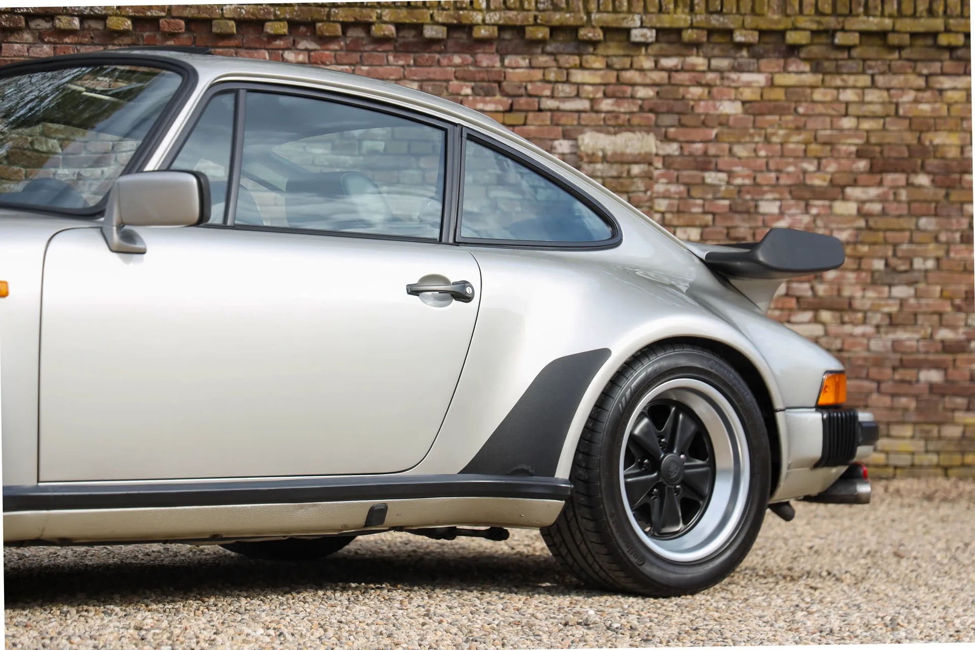 1983 Porsche 911 Turbo 3.3 (930), 19/30