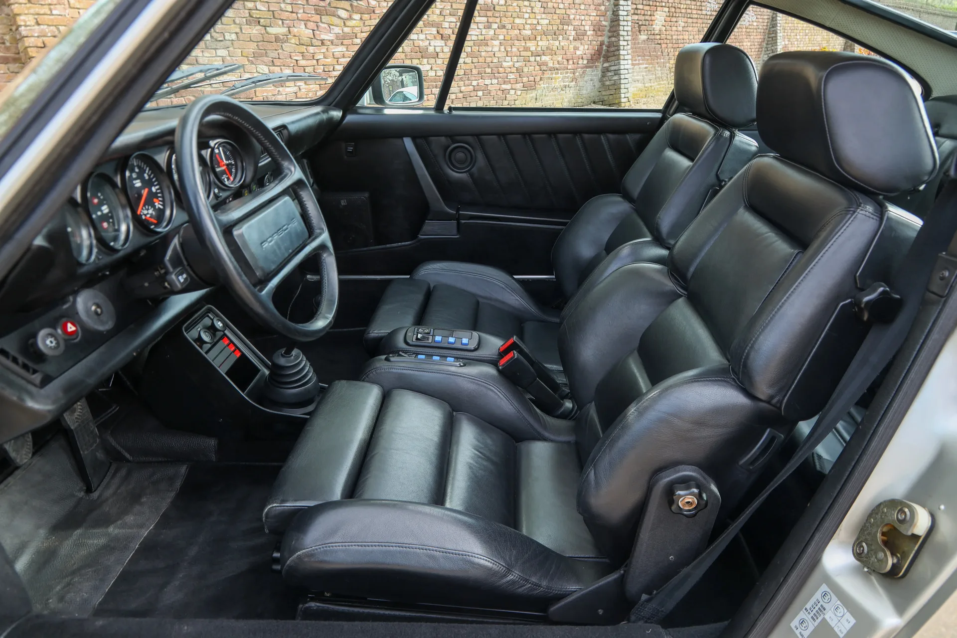 1983 Porsche 911 Turbo 3.3 (930), 24/30