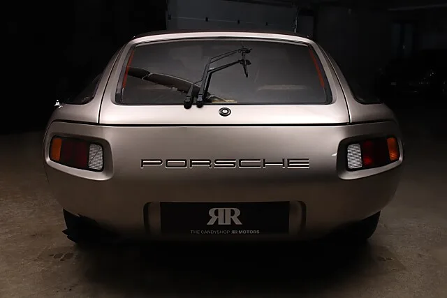 1983 Porsche 928, 4/24