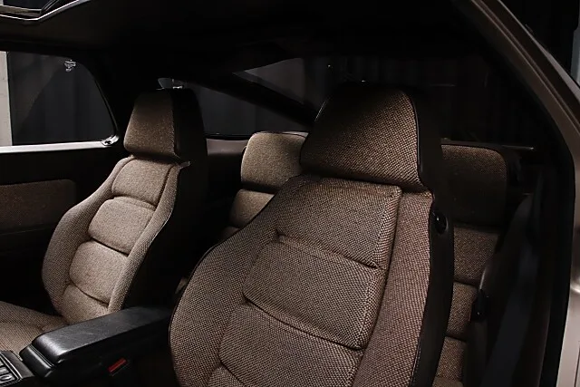 1983 Porsche 928, 17/24