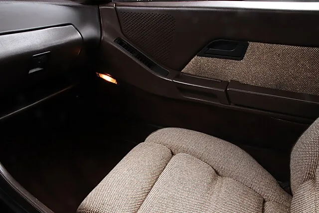 1983 Porsche 928, 24/24