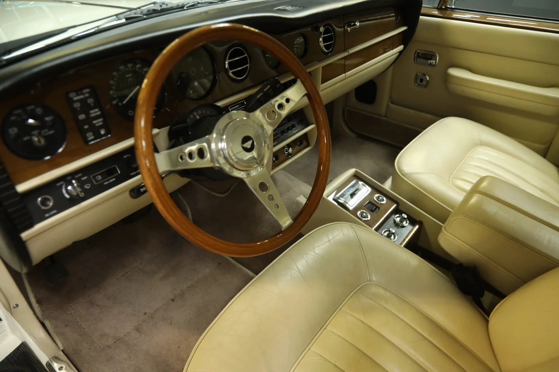 1984 Bentley Eight, 3/30