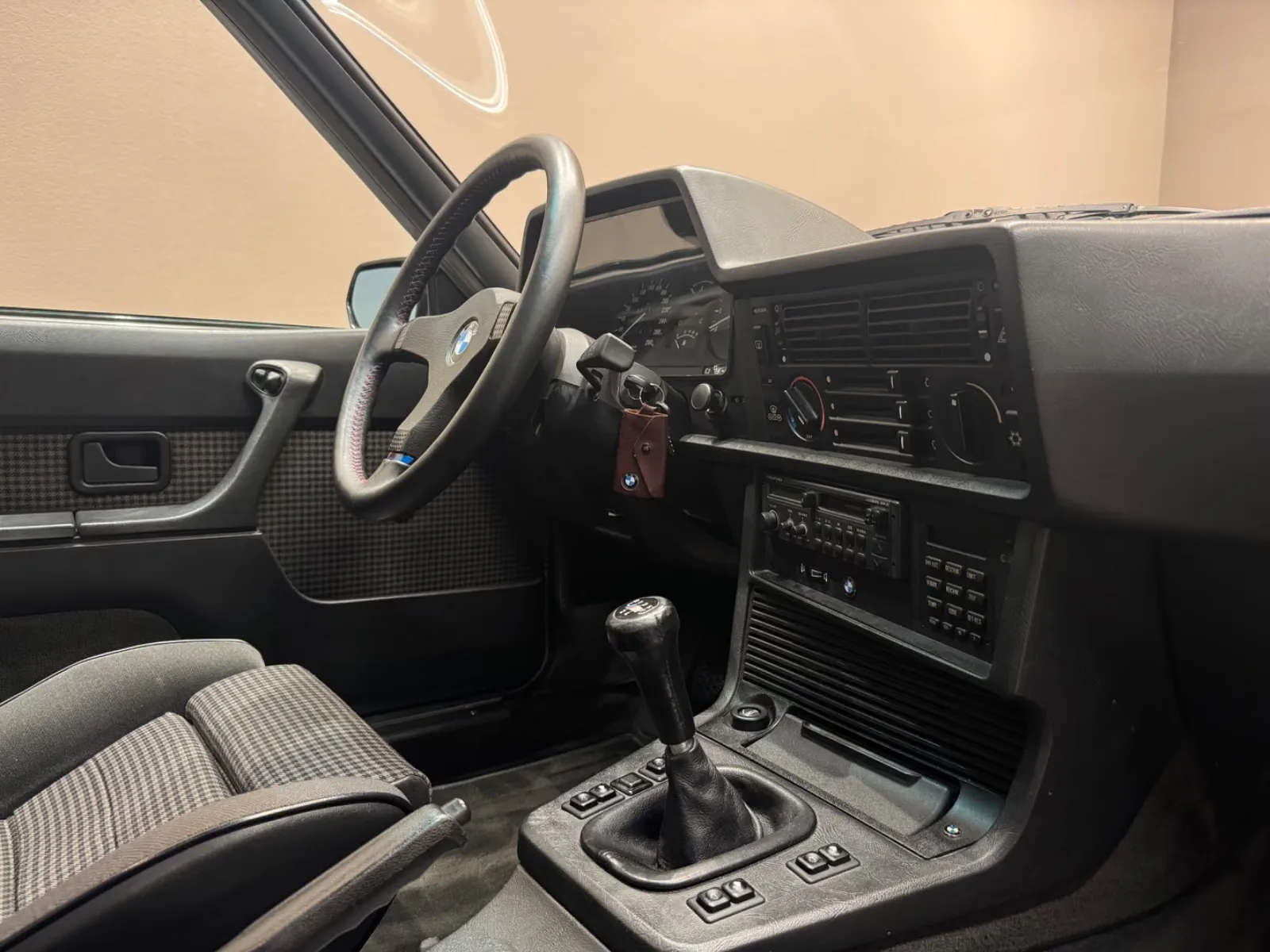 1984 BMW M6 M635 CSi, 20/24