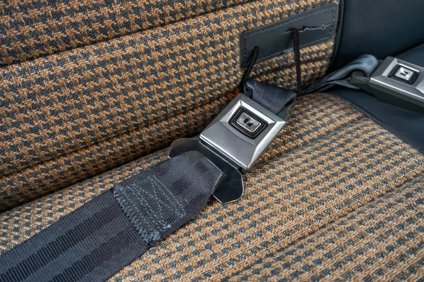 1984 Jeep Wagoneer offered by a supercar dealer in Woerden, Netherlands, photo 24 of 25