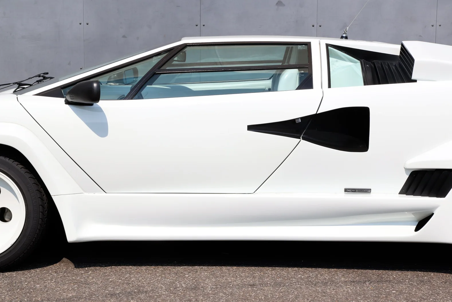 1984 Lamborghini Countach LP5000 S, 13/30