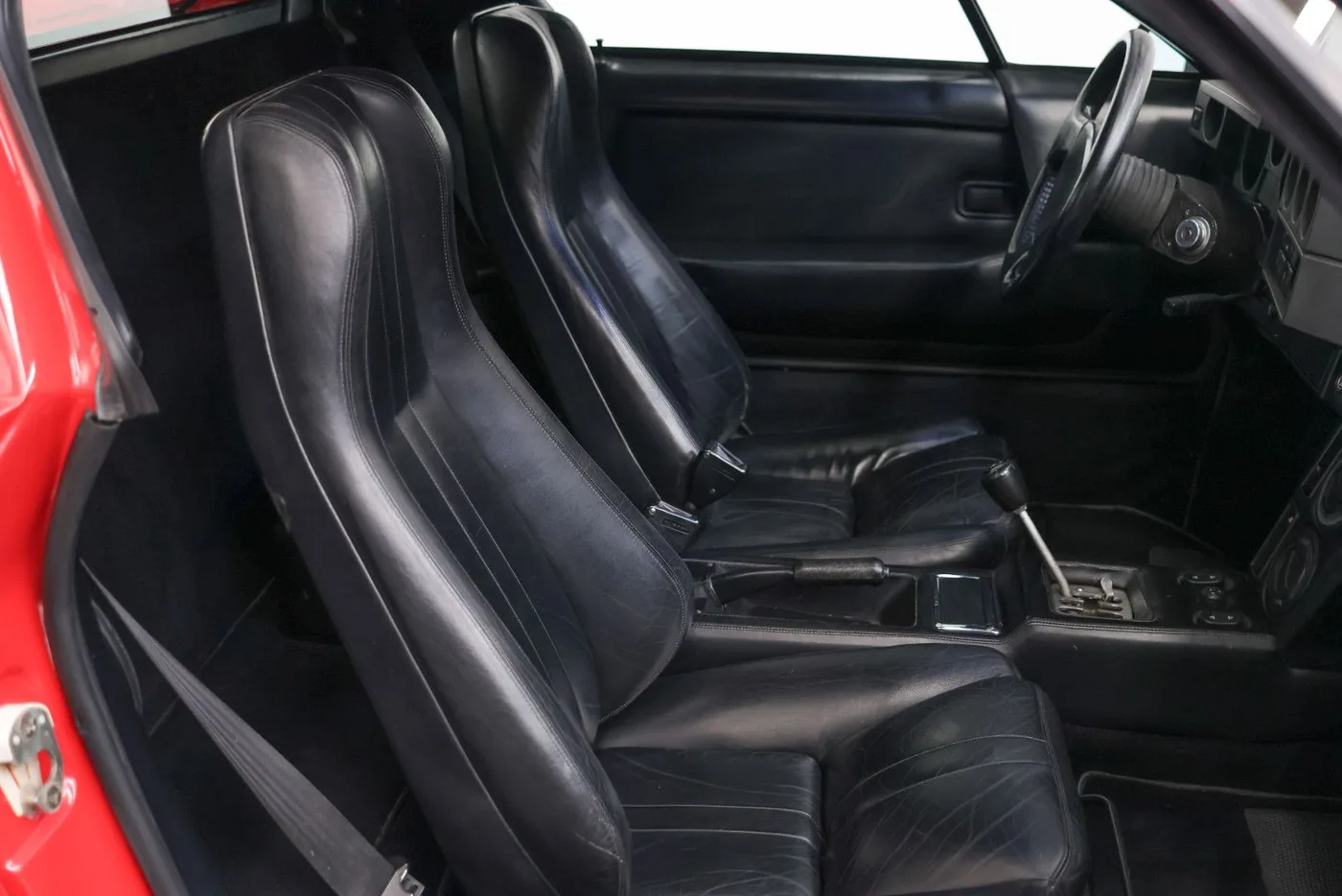 1984 Lamborghini Jalpa 3500 proposée par un concessionnaire spécialisé à Nuremberg, Allemagne, photo 12 sur 15