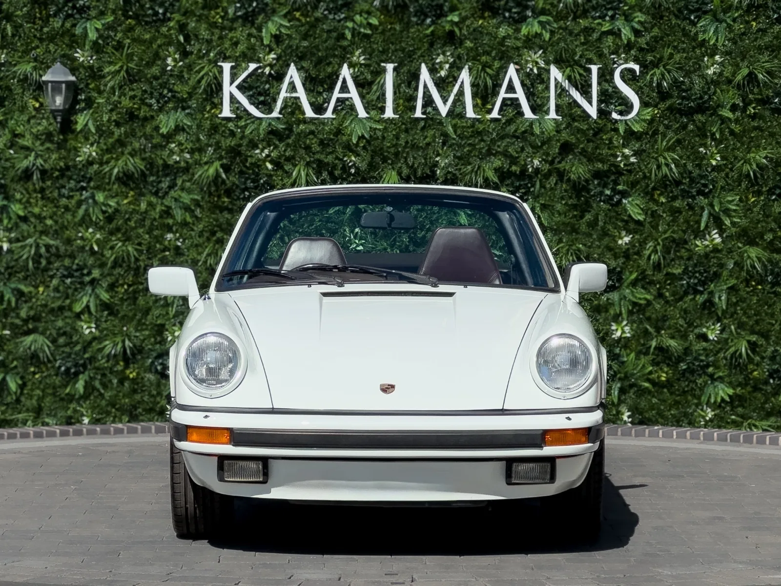 1984 Porsche 911 Carrera 3.2 Targa, 2/30